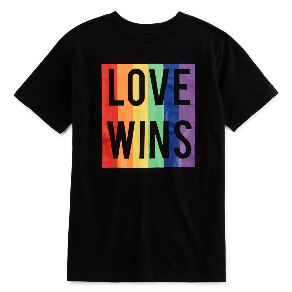 🌈Love Wins Black & Rainbow Shirt 🌈
